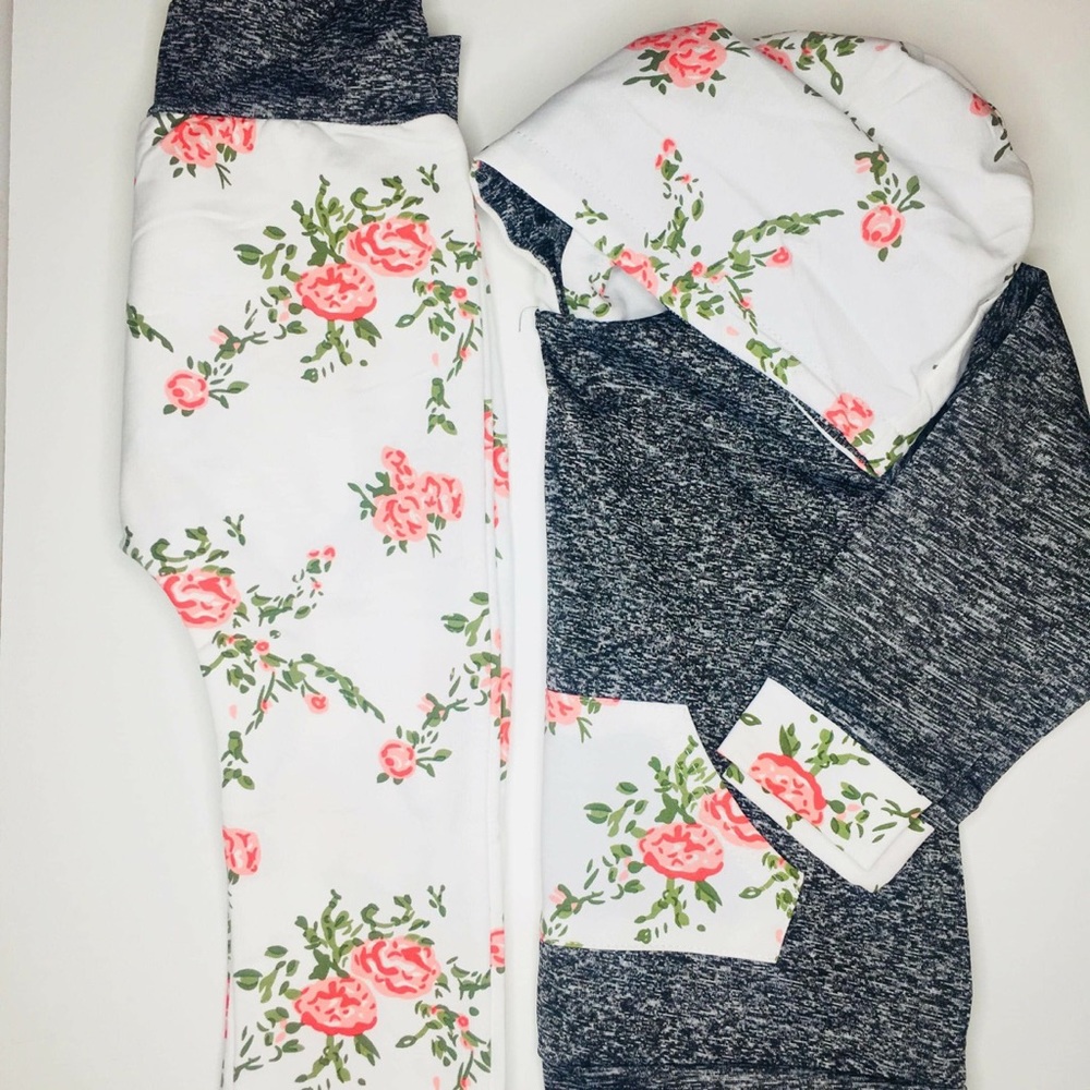 Kids 2 piece floral outfit